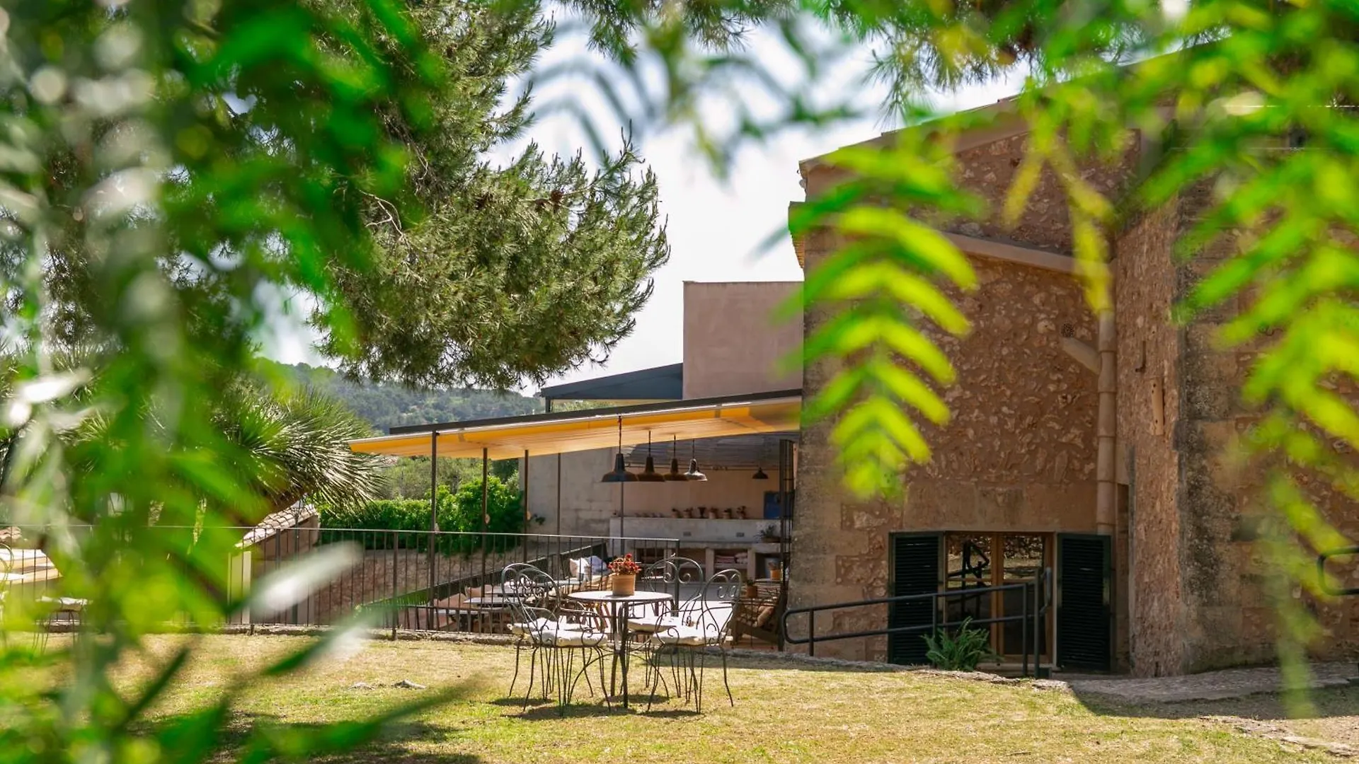 Cal Secretari Vell - Turismo De Interior Hotel La Cabaneta